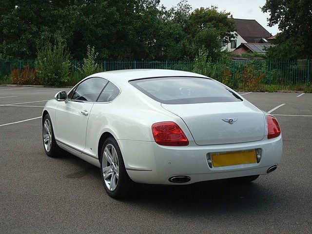 Bentley Continental GT 6.0 W12 2dr Auto Coupe Petrol White