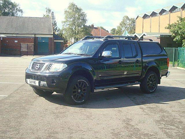 2014 Nissan Navara Double Cab Pick Up Outlaw 3.0dCi V6 231 4WD Auto