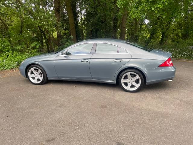 2006 Mercedes-Benz CLS 3.0 CLS320 CDI 4dr Tip Auto