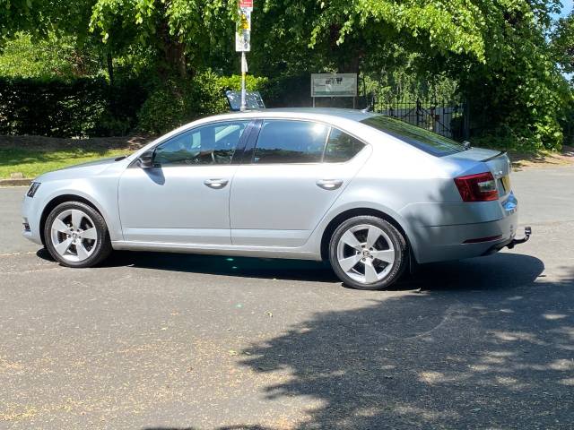 2020 Skoda Octavia 1.5 TSI SE Drive 5dr