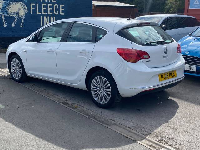 2015 Vauxhall Astra 1.4i 16V Excite 5dr