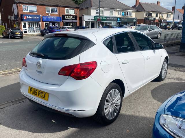2015 Vauxhall Astra 1.4i 16V Excite 5dr