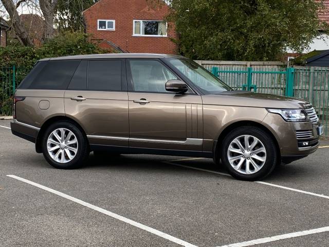 2014 Land Rover Range Rover 3.0 TDV6 Vogue SE 4dr Auto