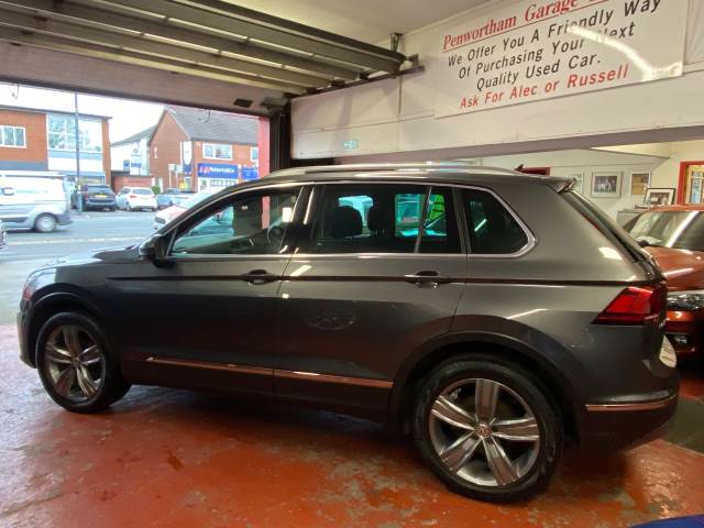 2016 Volkswagen Tiguan 2.0 TDi 150 4Motion SEL 5dr