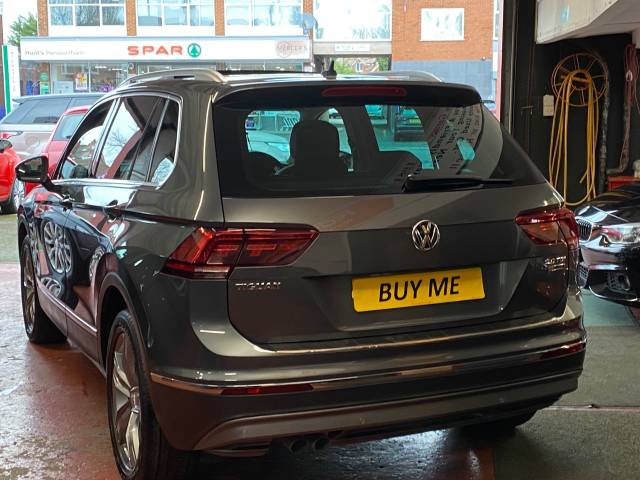 2016 Volkswagen Tiguan 2.0 TDi 150 4Motion SEL 5dr