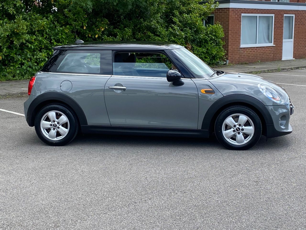 2017 Mini Hatchback