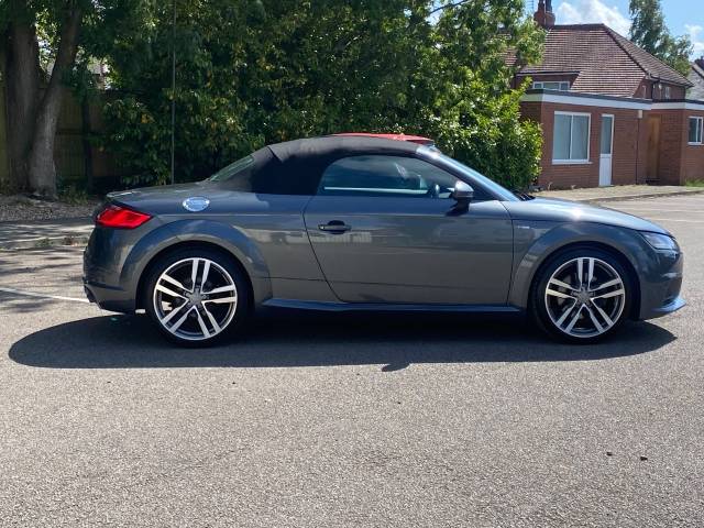 2016 Audi TT Roadster 1.8 S-LINE