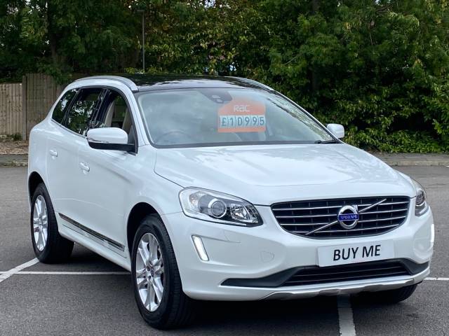 Volvo XC60 2.4 D5 [215] SE Lux Nav 5dr AWD Geartronic Estate Diesel White