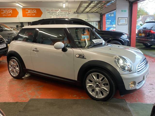 2010 Mini Hatchback 1.6 Cooper Camden 3dr Auto