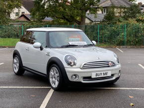 MINI HATCHBACK at Penwortham Garage Preston